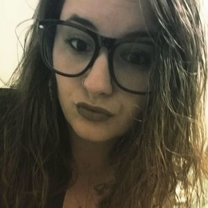 Meet your Posher, Jacquelyn